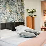 Bryza Bed & Breakfast 3*