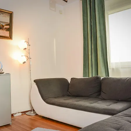 Bed & Breakfast Bryza 3*